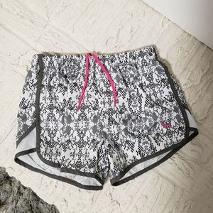 Puma Black and White Athletic Shorts Large